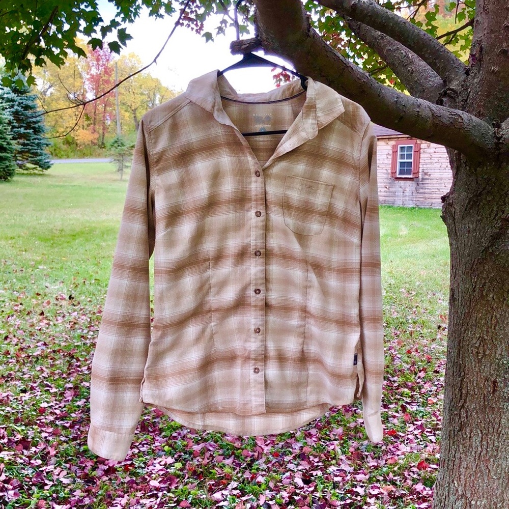 Mountain Hardwear flannel 🍂